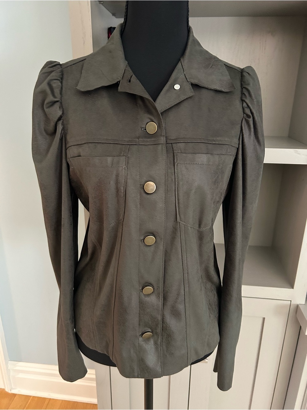 Women’s Drew Brown Button-Front Blouse